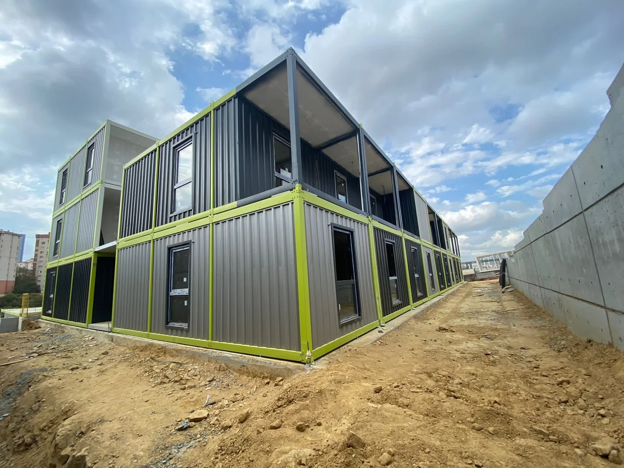 MOBILE OFFICES 7 modular office buildings 0 2